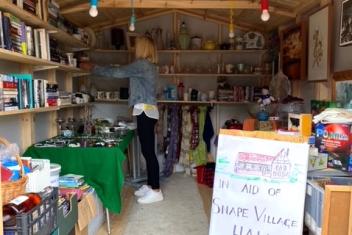221013 Coffee Morning shop image1 3x2