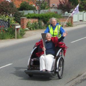 Elisabeth arrives: 5706 ©SLS