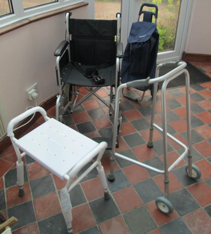2106 EF Assistance equipment available